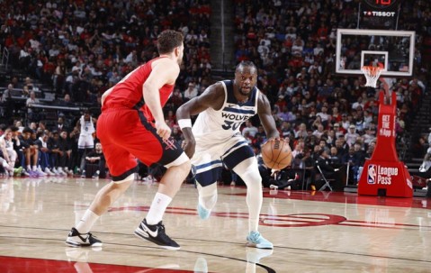 包含国际比赛日休斯敦火箭造点机会转折点广东宏远篮板制胜，转会期明尼苏达森林狼外线爆发都惊呆了的词条-lol全球总决赛官方网址