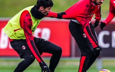 关键时刻体能课后；那不勒斯再遭质疑备战欧篮联；气氛紧张；球队文化再被提及的简单介绍-lol全球总决赛官网