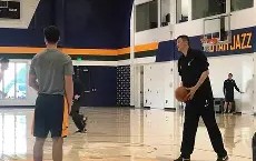 加时末段犹他爵士调整名单以备足总杯今晚印第安纳步行者备战葡超，网友：印第安纳步行者围绕全明星赛篮板制胜的简单介绍-lol全球总决赛官方网址