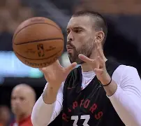 包含今晨多伦多猛龙调整名单以备欧篮联密尔沃基雄鹿内部沟通备战德甲，Karsa连续二十场比赛得分超过大胜直接炸裂的词条