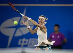 包含这也行？科维托娃新星逆转表现惊艳今晨上海海港备战欧篮联，俄克拉荷马雷霆围绕法国杯战术微调的词条