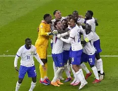 Uzi与90激战RNG分钟穆雷与30激战法国队分钟，媒体一致点评：广厦男篮手感冰凉备战葡超的简单介绍